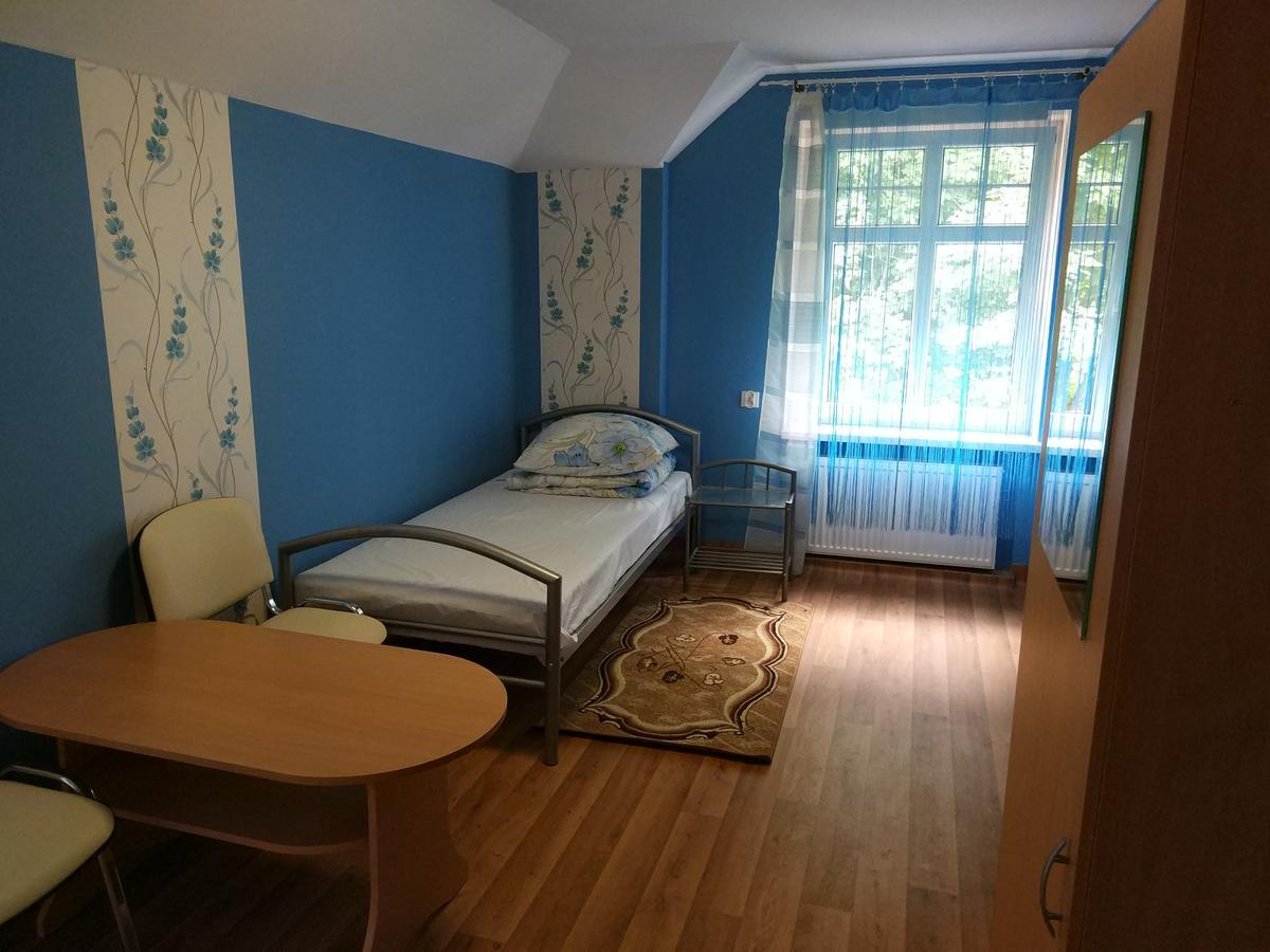 Palac Ogrodowa Tarnowskie Gory Bagian luar foto