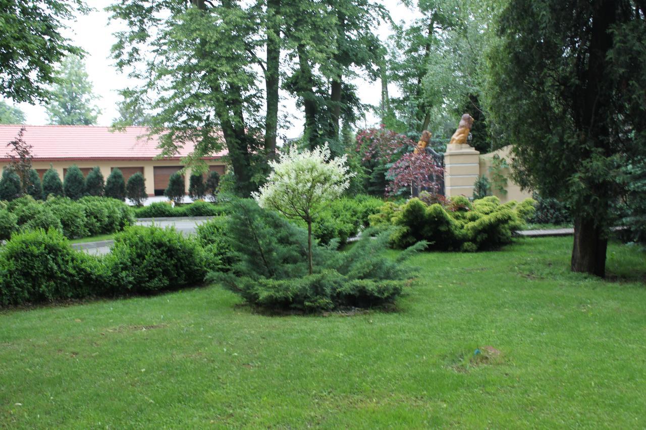 Palac Ogrodowa Tarnowskie Gory Bagian luar foto