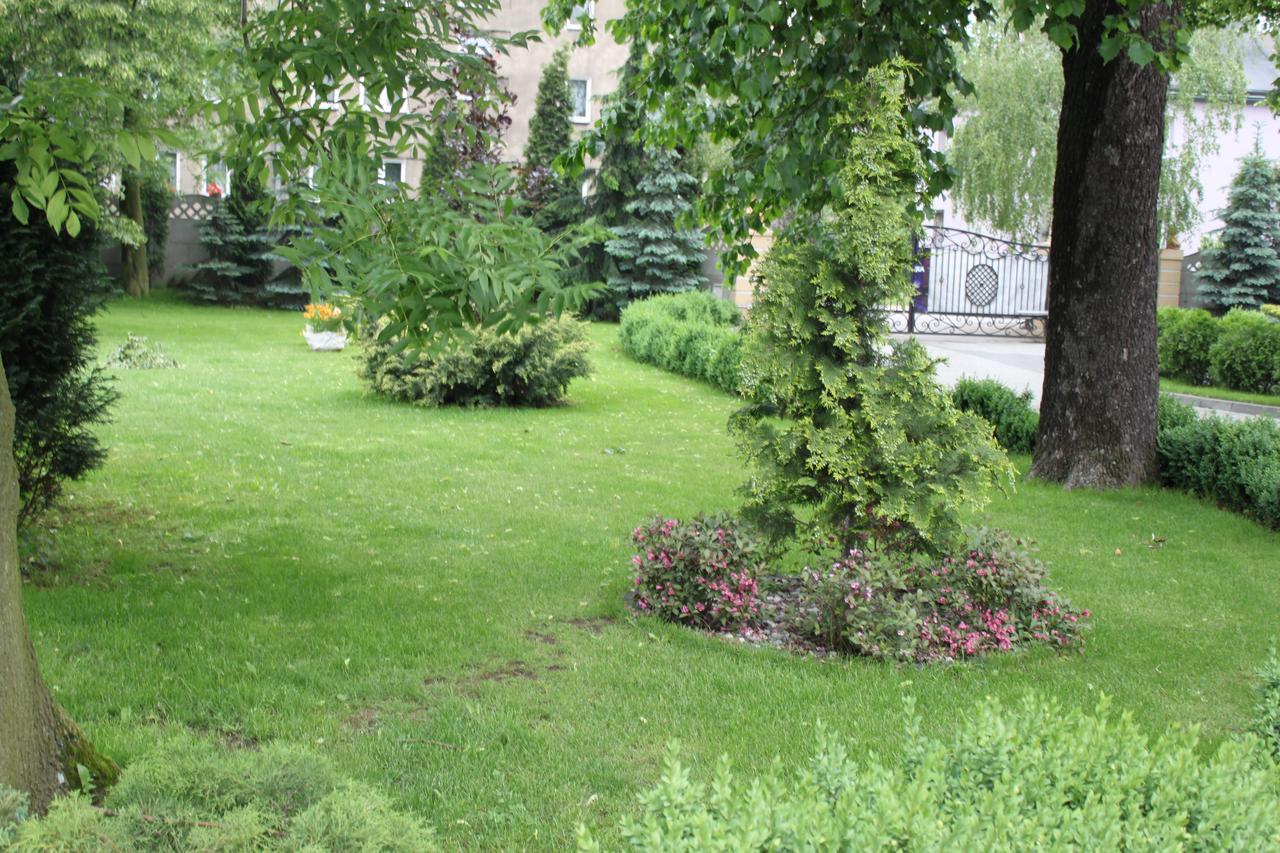 Palac Ogrodowa Tarnowskie Gory Bagian luar foto